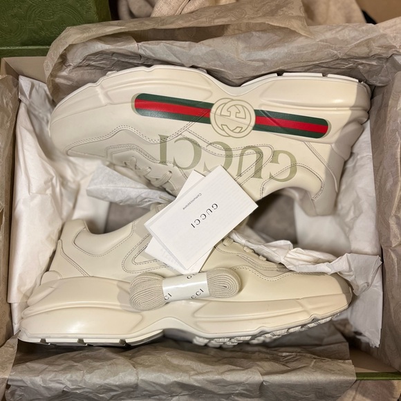 Gucci Cream Sneakers with Red and Green Accents